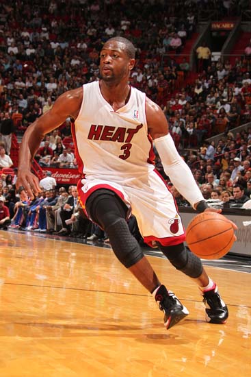 阿森纳后卫英超进球排行榜：加布里埃尔20球紧追科斯切尔尼