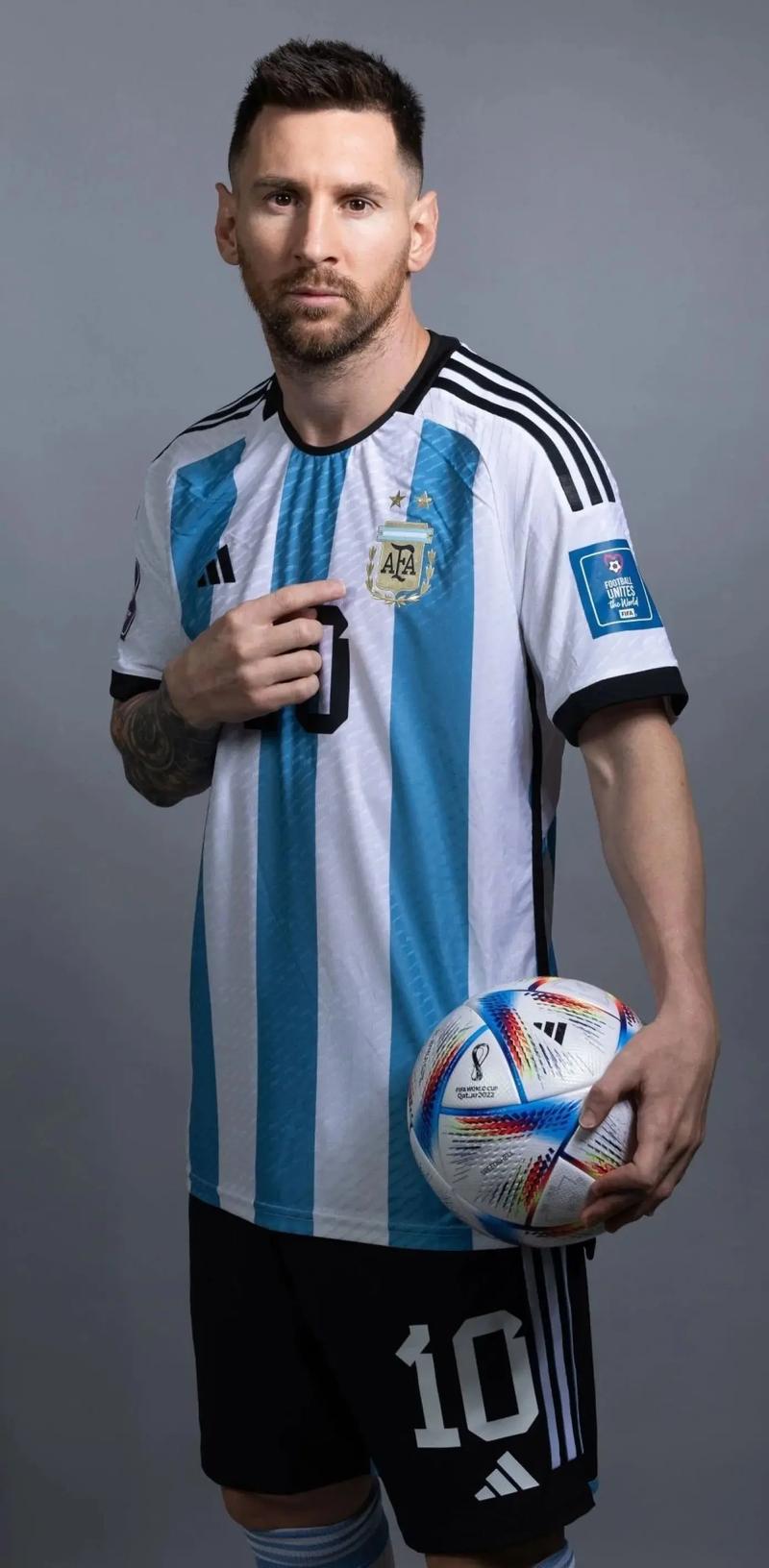 “回炉重造”两年后登日服畅销榜第1，却差评如潮