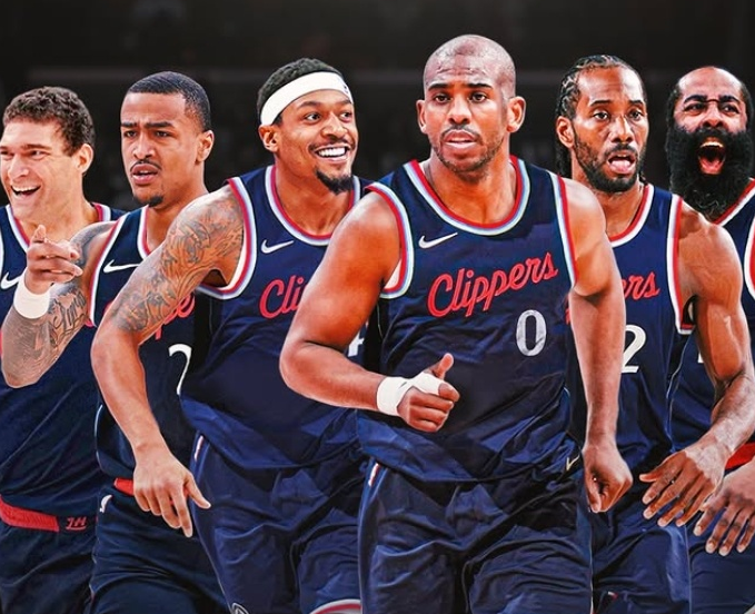 🚨 教练组内部人士真心希望5比1战胜皇家贝蒂斯的比赛能成为西班牙超级杯的推动力。 同一消息源透露，由于俱乐部内部氛围依然低迷，他们不确定在 来源：Madrid Zone