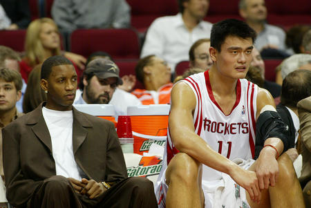 莱昂纳德27+10唐斯空砍34分 哈登29分快船胜尼克斯