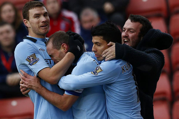 中端显卡也无法避免：RX9070XT 16针接口烧熔