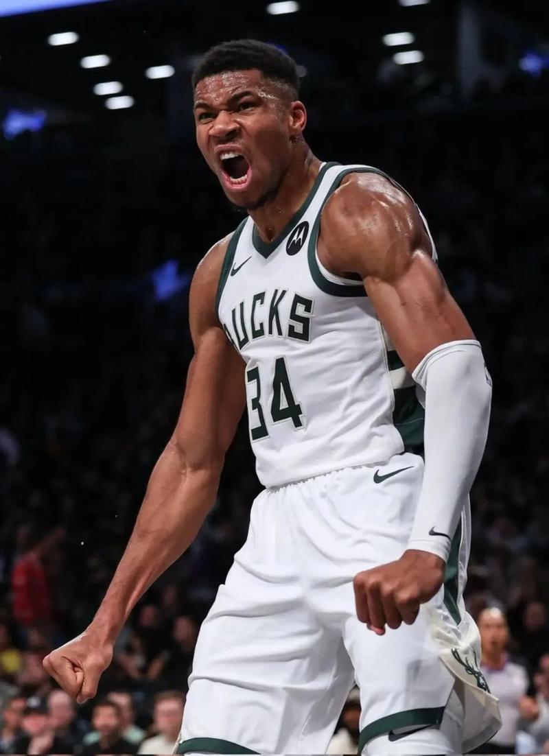 灰熊106-105极限逆转马刺，斯宾塞连中关键球得21+7+8，文班空砍30分